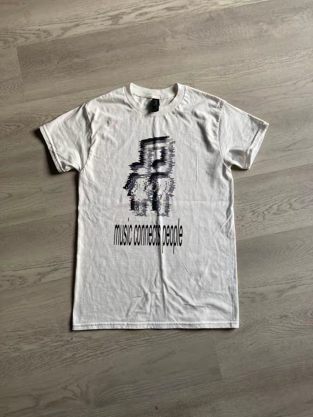 Music Connects People